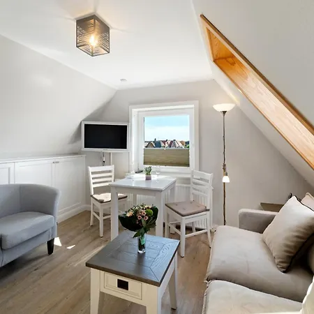 Apartment Steinburg - Duenenstr 6, App 6 Wenningstedt-Braderup